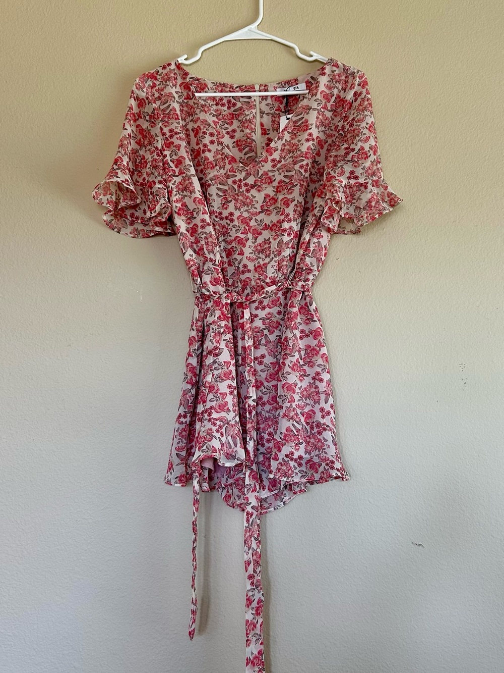 BB Dakota Floral Pink and Cream Romper